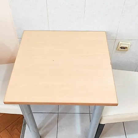 Filinhome Pushkin Апартаменты Нови-Сад