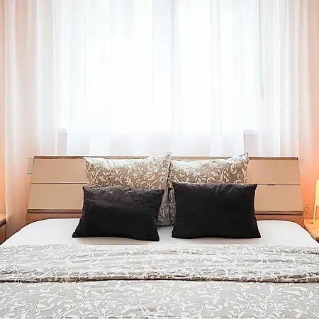 Filinhome Pushkin Нови-Сад