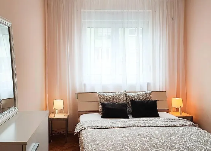 Filinhome Pushkin Διαμέρισμα *